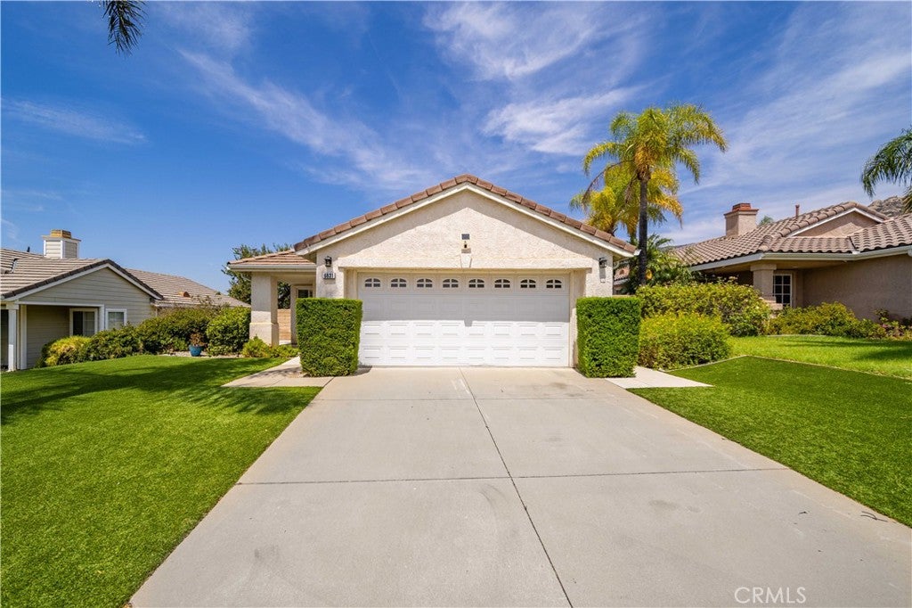 6631 Sasparilla Dr