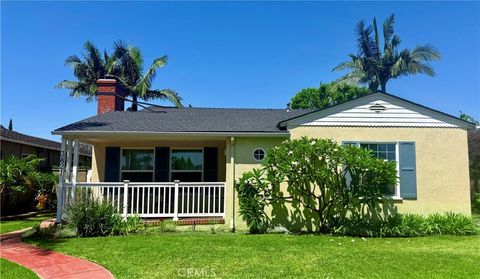 Photo of 3821 Rose AVE, Long Beach, CA 90807 (MLS # AR26157459)
