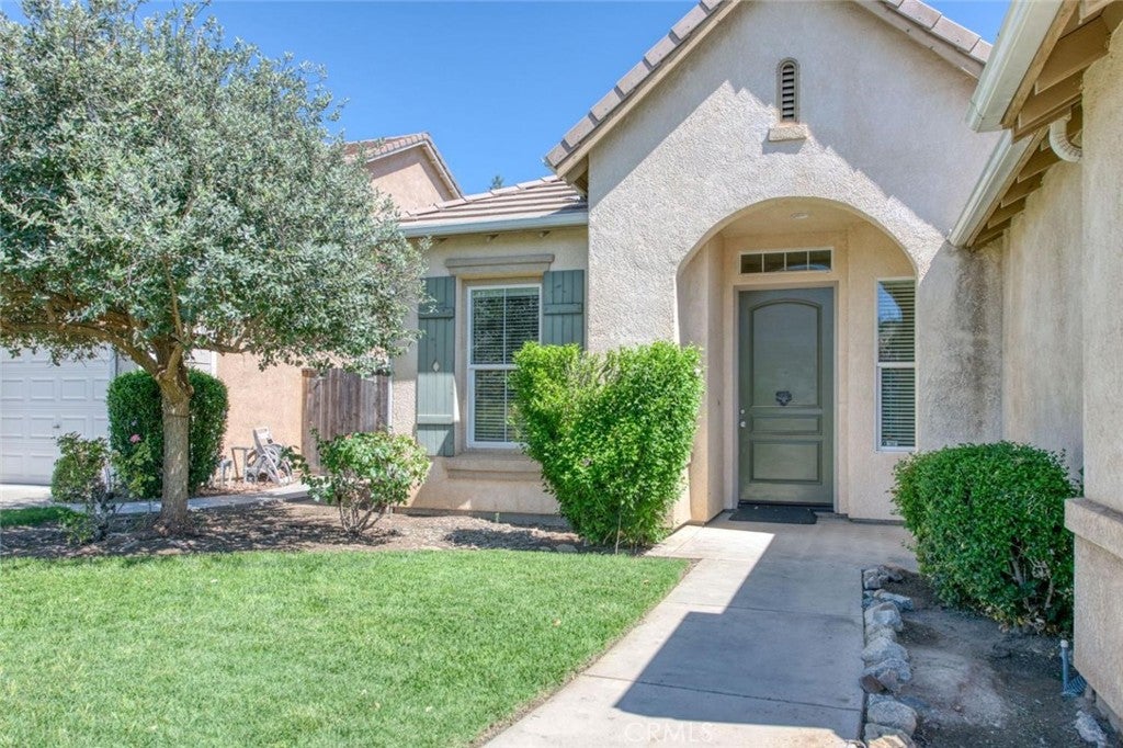 Properties 1 1975 Lester
