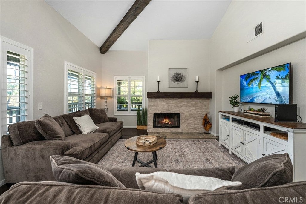 Photo of 140 Via Contento, Rancho Santa Margarita, CA 92688 (MLS # OC26197475)
