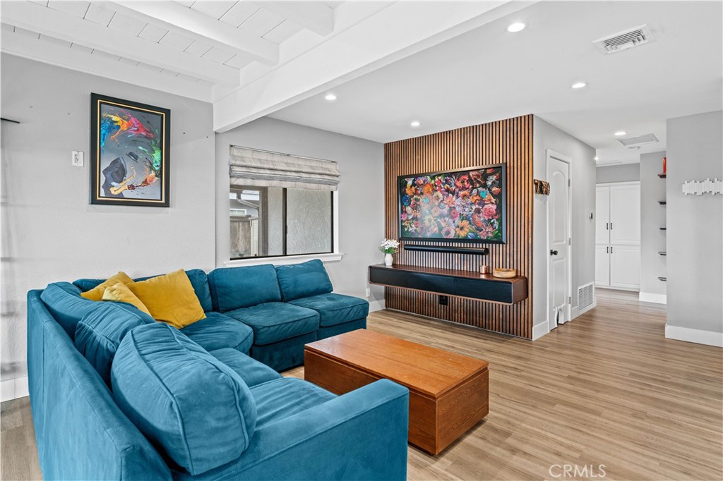 1740 E Francis
