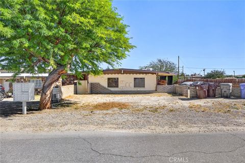 Photo of 83 Panorama Dr, Thermal, CA 92274 (MLS # CV26087711)