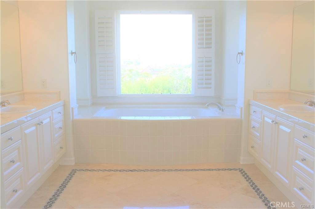 Provence (NRPV) - Residential Lease