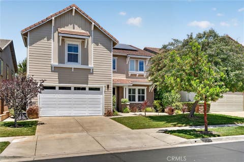 Photo of 26525 Craftsmen Court, Saugus, CA 91350 (MLS # SR26174937)