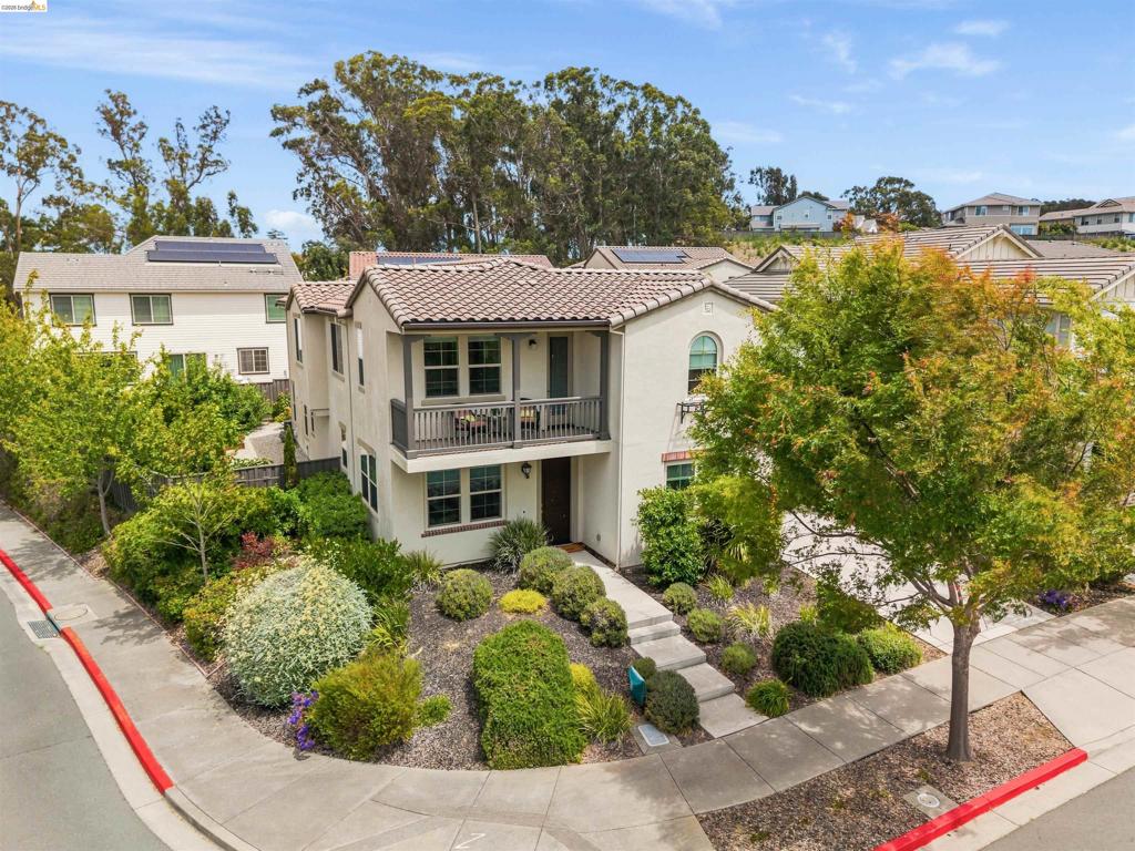 1502 Flagship Dr