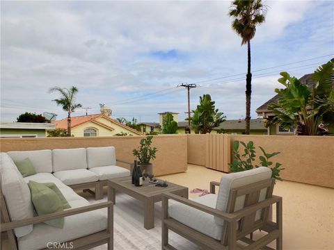 Tiny photo for 2229 Mathews Ave #B, Redondo Beach, CA 90278 (MLS # PV25226243)