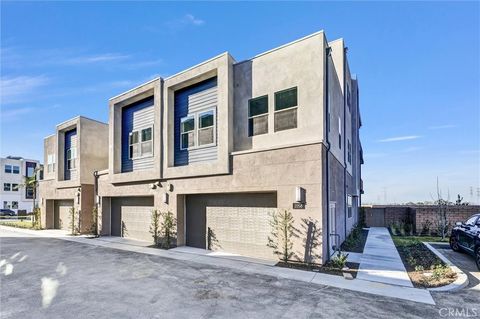 Photo of 2058 Hollyleaf, Montebello, CA 90640 (MLS # OC26028359)