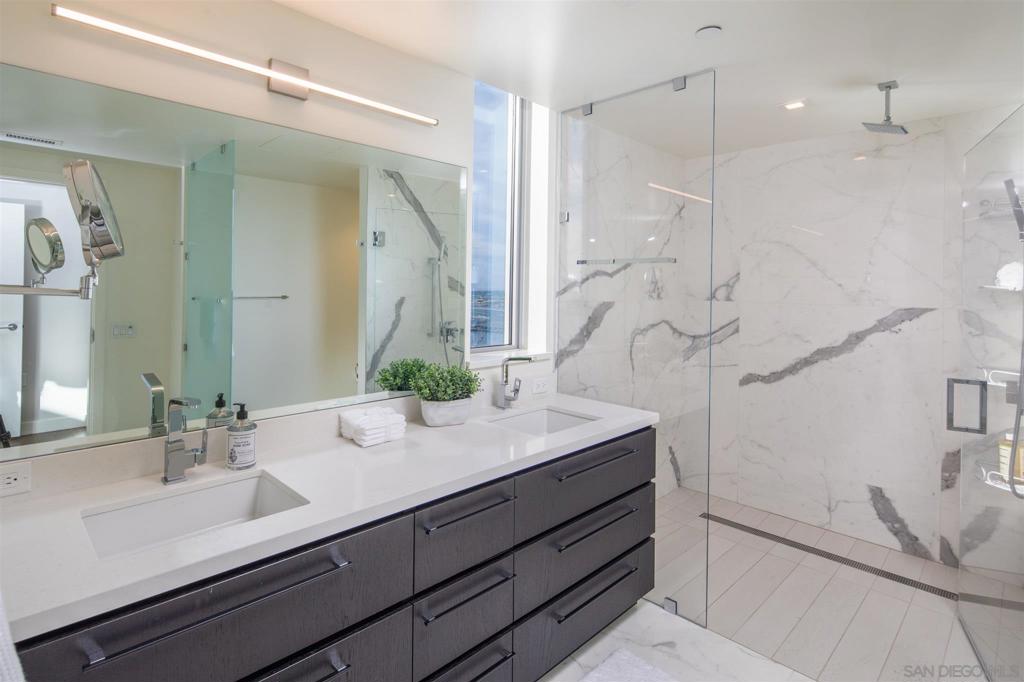 Downtown - Residential Lease