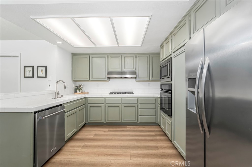 Marinita Townhomes (MT) - Residential