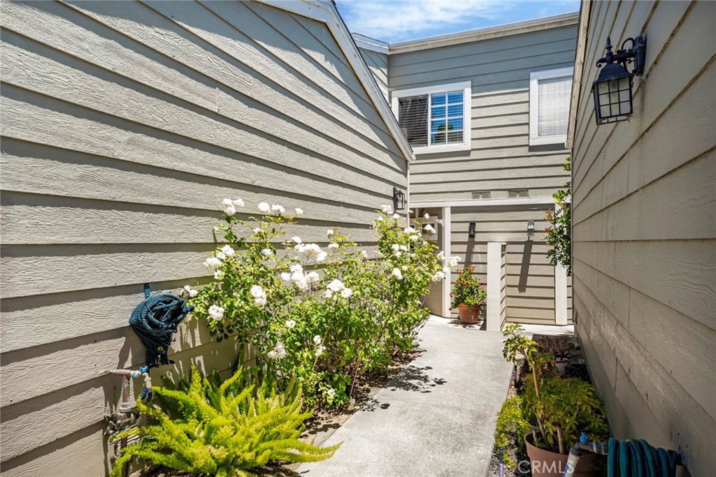 Marinita Townhomes (MT) - Residential