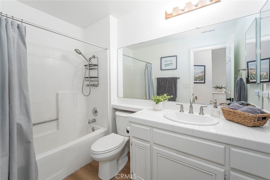 Marinita Townhomes (MT) - Residential