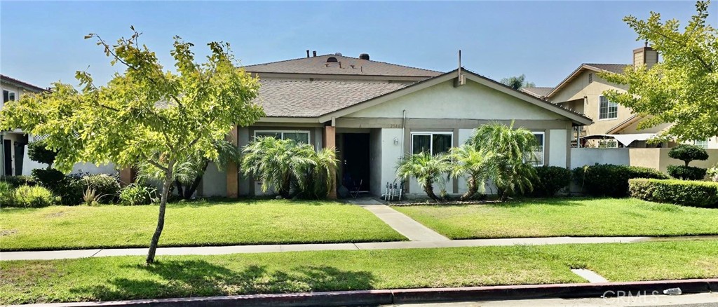 Excellent opportunity to own a very well -maaintaained 4-unit property situaated in aa convenient and desirabel aare of Anaheim. The building consists of : One spacious 3-bedroom,2-bathroom unit currently tented at $3350. Three 2-bedroom, 2-bathroom units renting at $2500, $2050, $1945/month. Each unis features: Its own private patio. Walking-in closets. In-unit laundry hook-up. Low-maintencance design. One car garage for each unit. Close to major freeways, shopping centers and dining options, this property offers both stability and future upside in a strong tental market. Ideal for investors seeking immediate income with long-term growth potential.