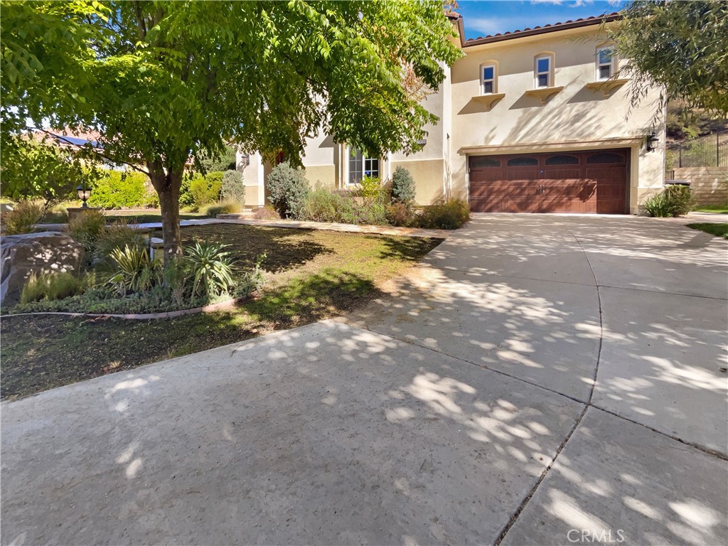 1908 Hazel Nut Court