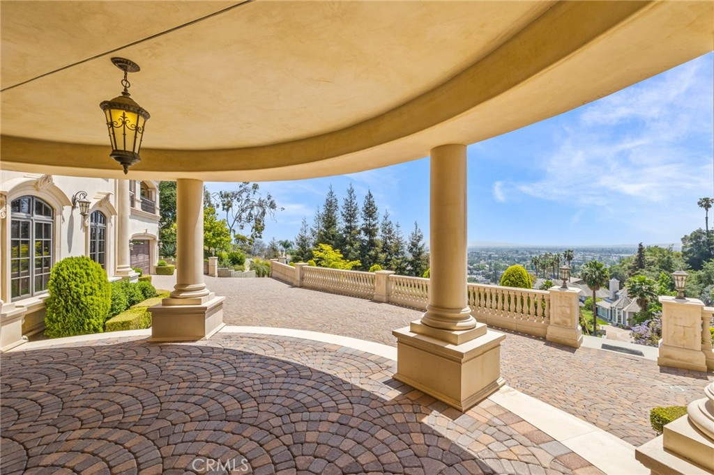 328 N Terrace View Drive