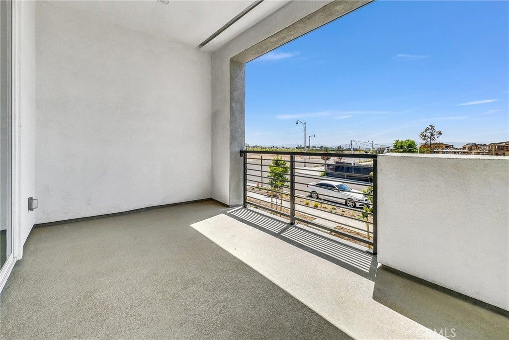 160 Restore, Irvine CA 92618 - Photo 36
