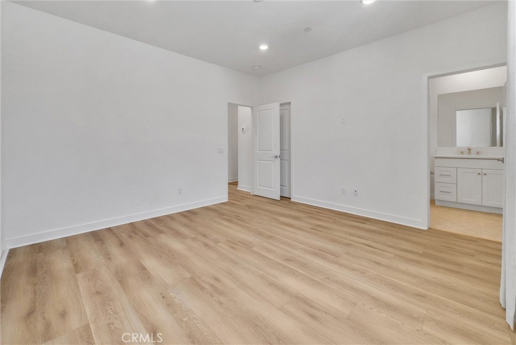 160 Restore, Irvine CA 92618 - Photo 32