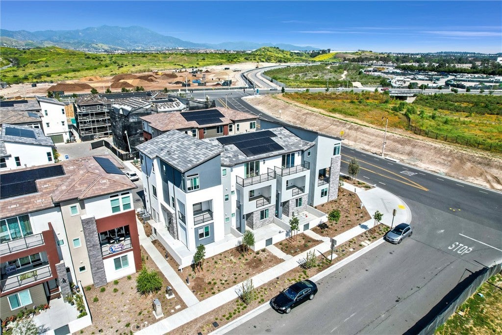160 Restore, Irvine CA 92618 - Photo 43