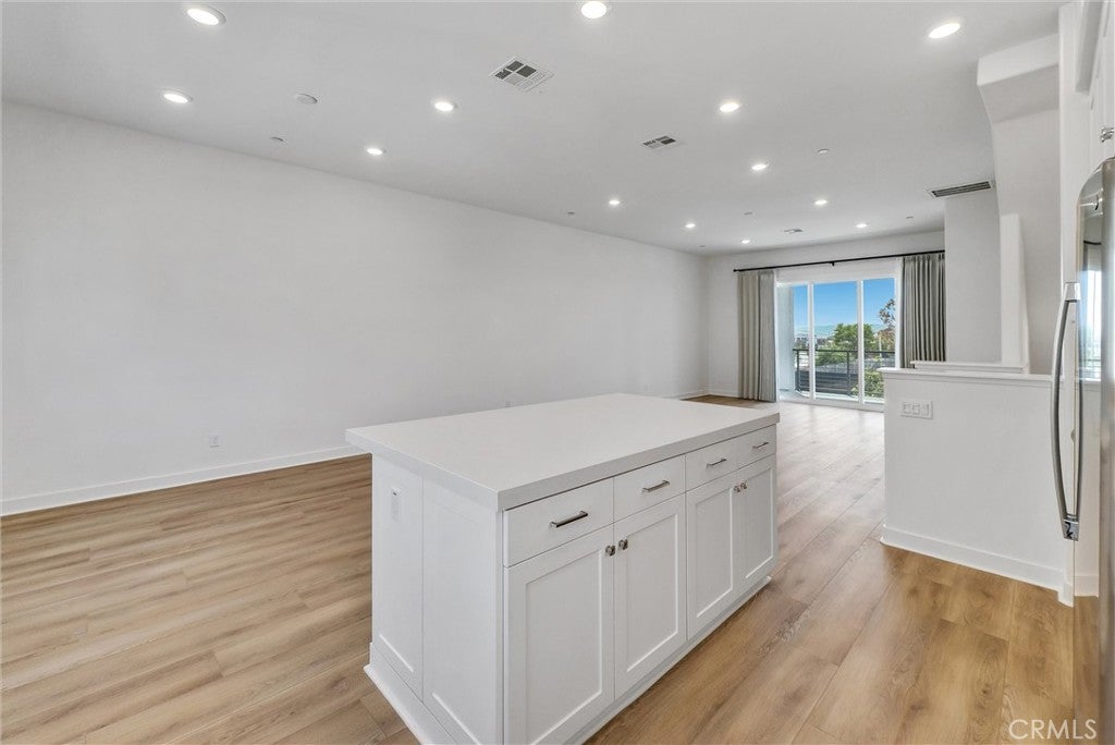 160 Restore, Irvine CA 92618 - Photo 12