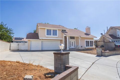 Photo of 37422 cambridge Lane, Palmdale, CA 93550 (MLS # SR25228603)