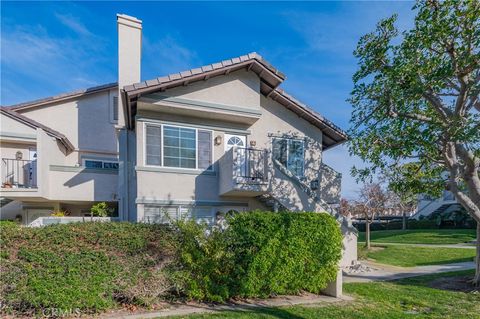 Photo of 6 Exeter #16, Irvine, CA 92612 (MLS # OC26097251)