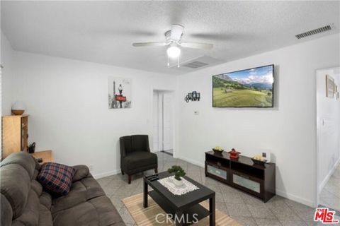 Photo of 11006 Mansel Avenue, Inglewood, CA 90304 (MLS # 25613943)