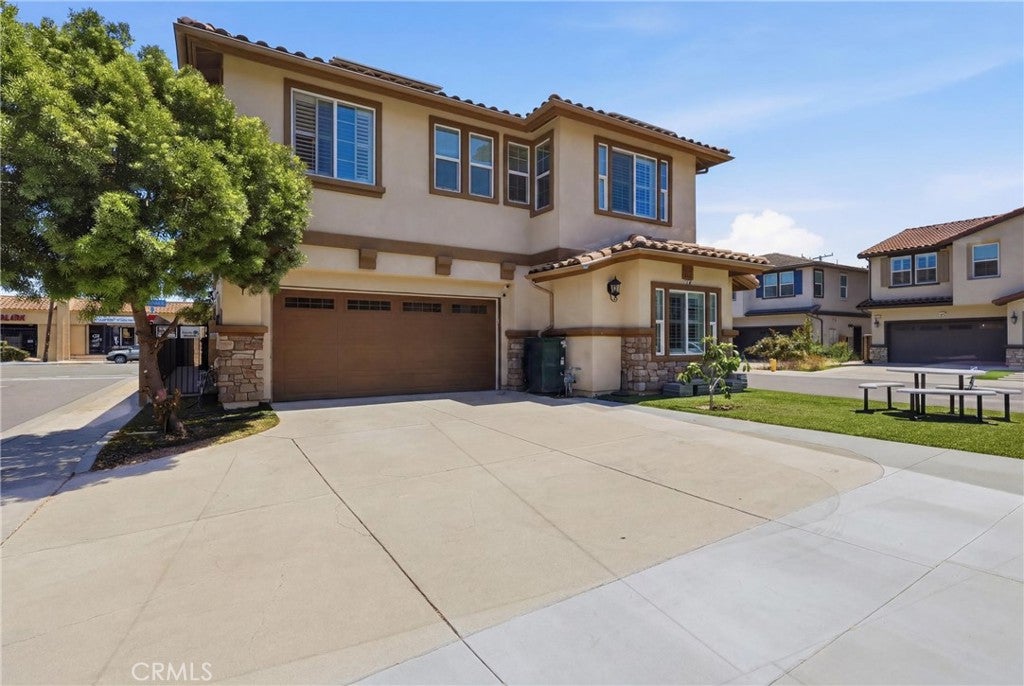 12148 Cambrian Circle