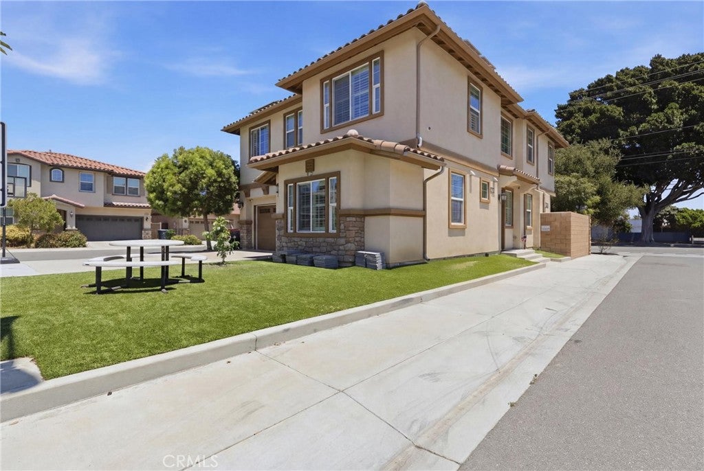 12148 Cambrian Circle