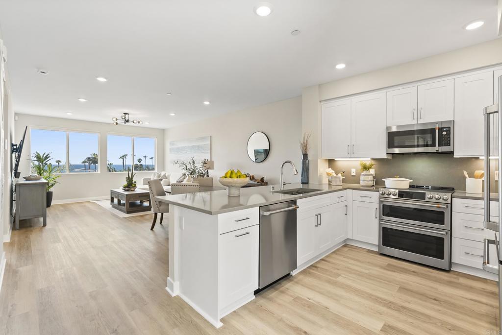 1105 S. Cleveland Street 311