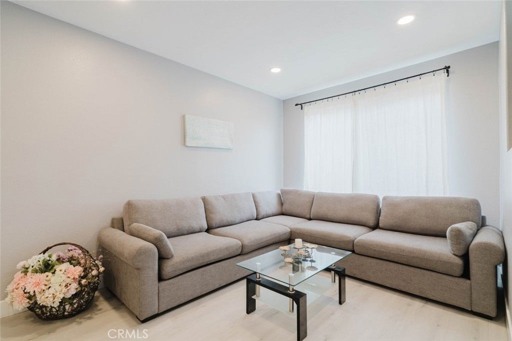 27631 Iris Place