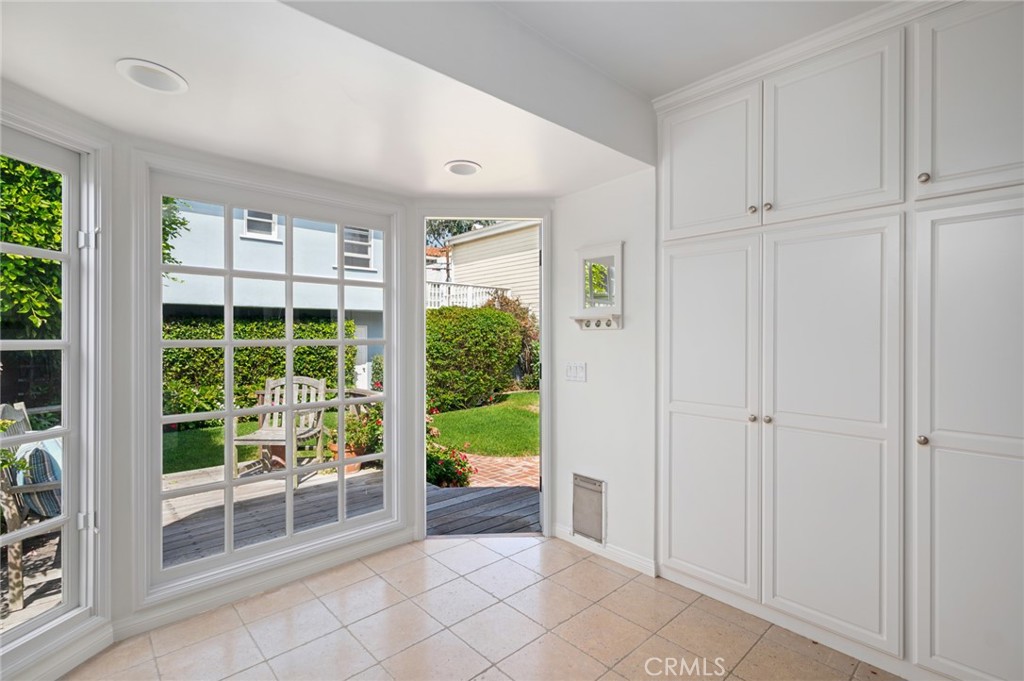Corona del Mar North of PCH (CNHW) - Residential Lease