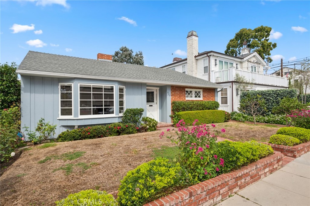 Corona del Mar North of PCH (CNHW) - Residential Lease