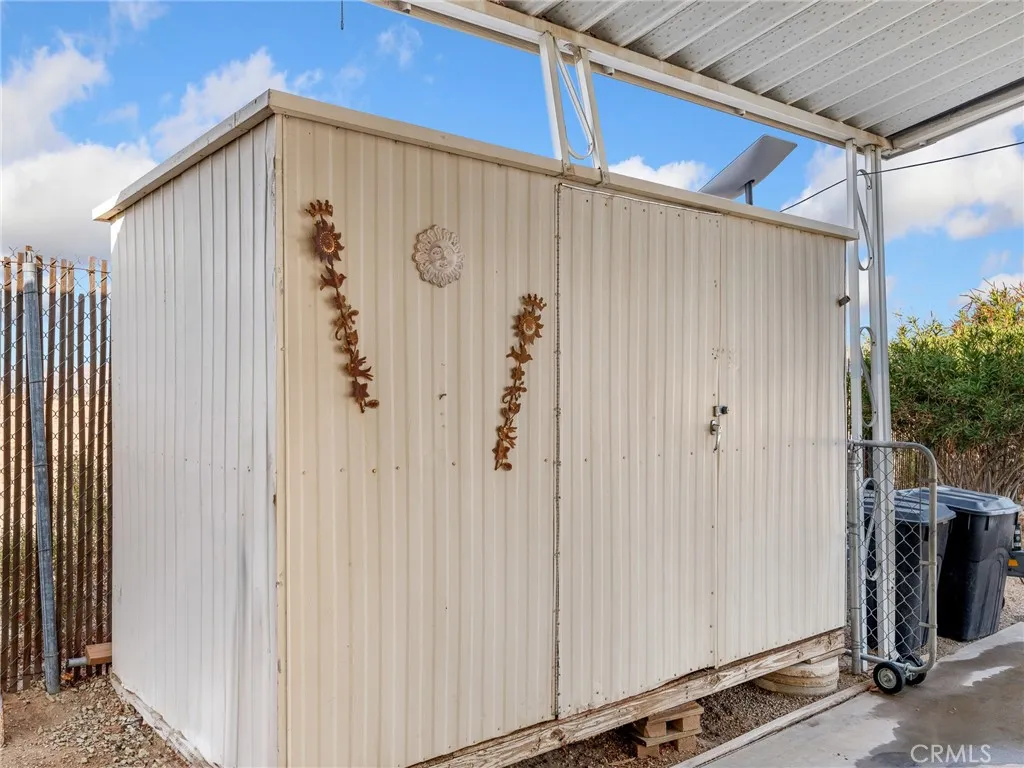 Victorville, California 92395, United States, 3 Bedrooms Bedrooms, ,2 BathroomsBathrooms,Residential,Active,239447