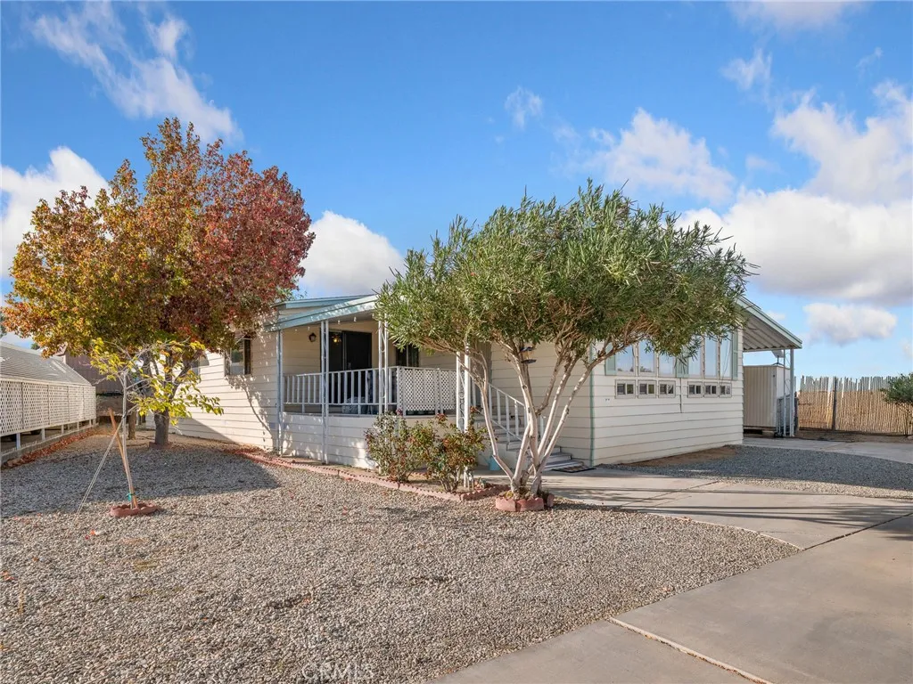 Victorville, California 92395, United States, 3 Bedrooms Bedrooms, ,2 BathroomsBathrooms,Residential,Active,239447
