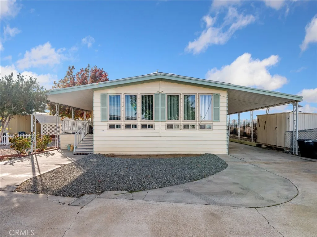 Victorville, California 92395, United States, 3 Bedrooms Bedrooms, ,2 BathroomsBathrooms,Residential,Active,239447