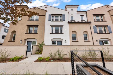 559 Via Vallarta Camarillo CA 93012
