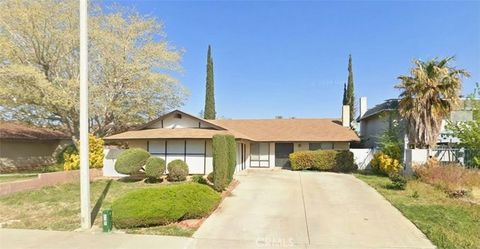 39063 Willowvale Palmdale CA 93551