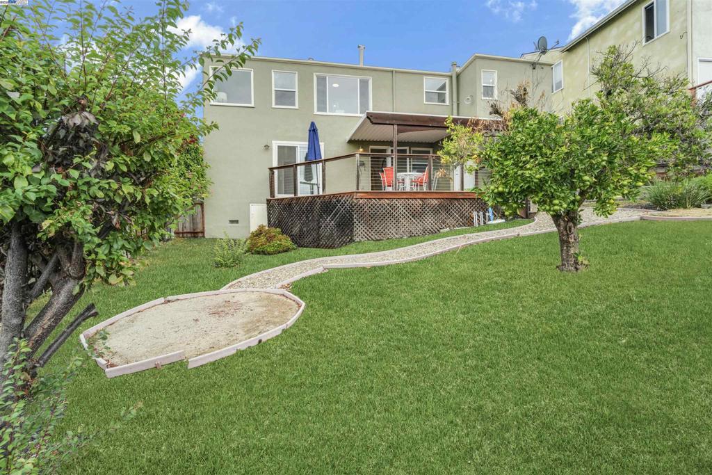 FAIRMONT TERRACE - Residential