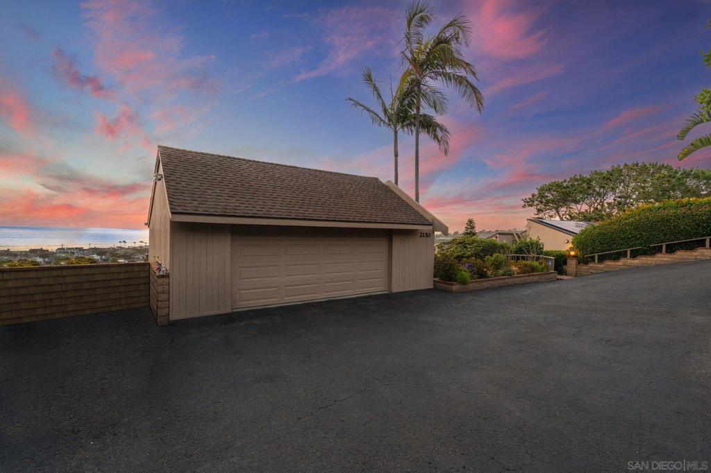 2150 Balboa Ave