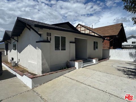 Photo of 241 N Park View Street #243, Los Angeles, CA 90026 (MLS # 26838875)