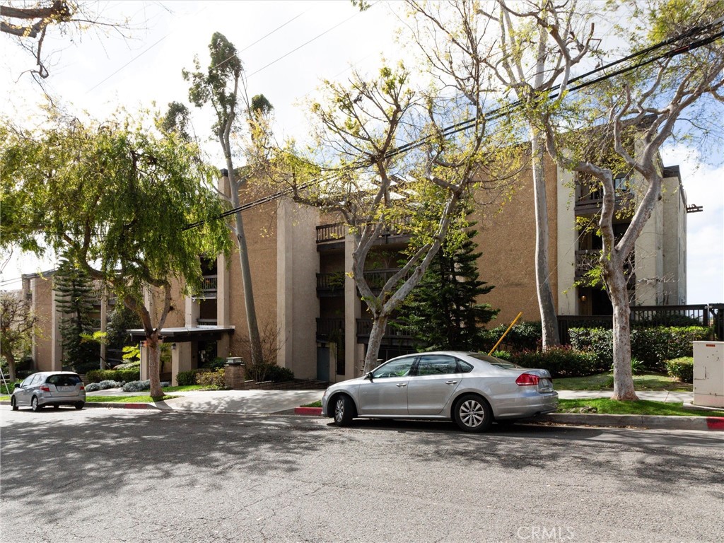 1923 Molino Avenue 303