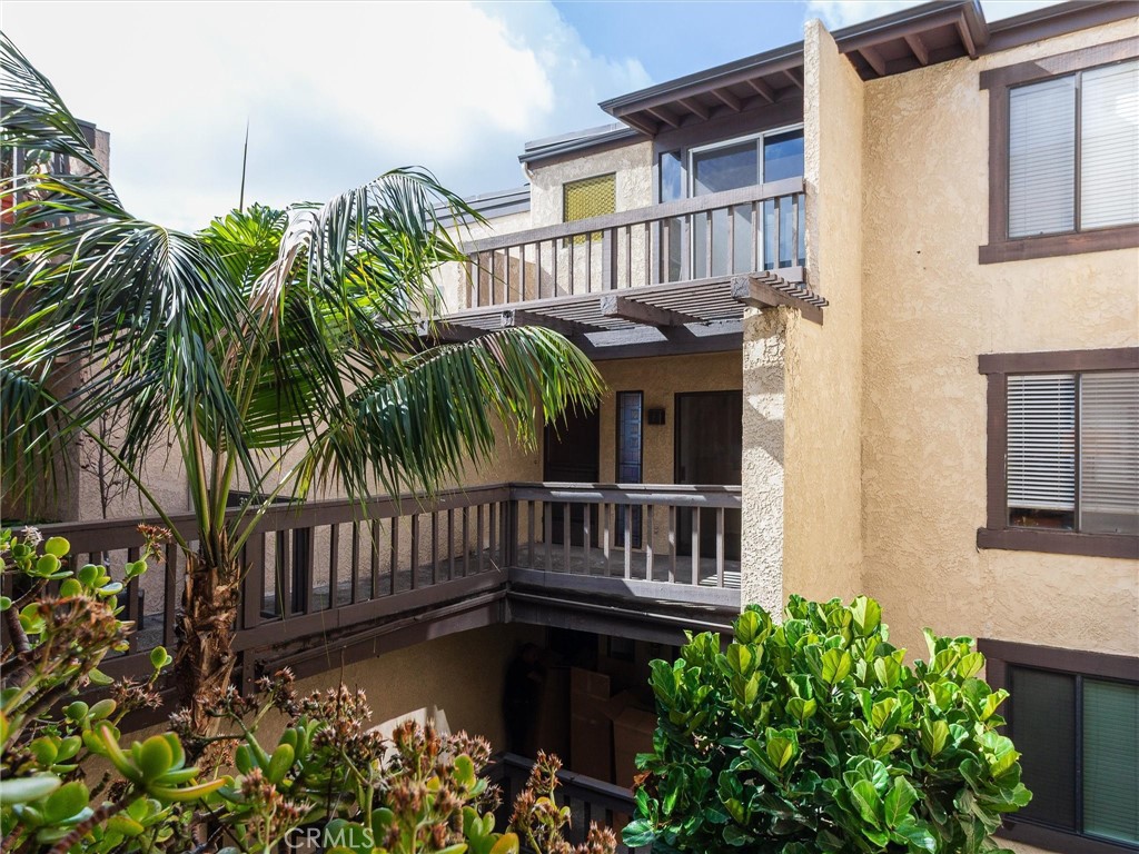 1923 Molino Avenue 303