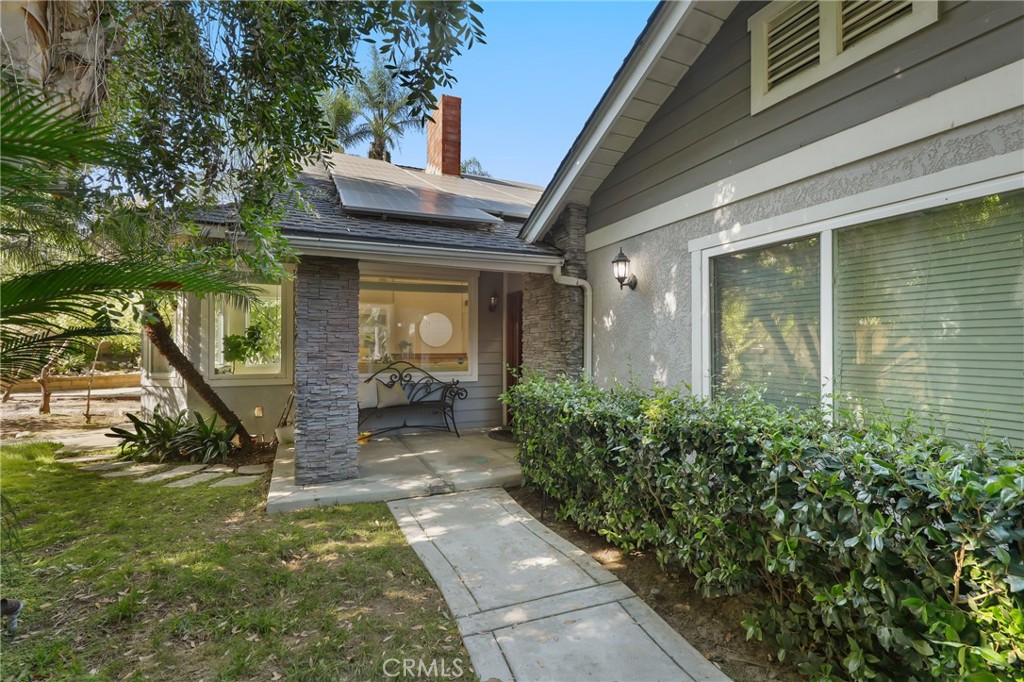 24622 Cresta Court