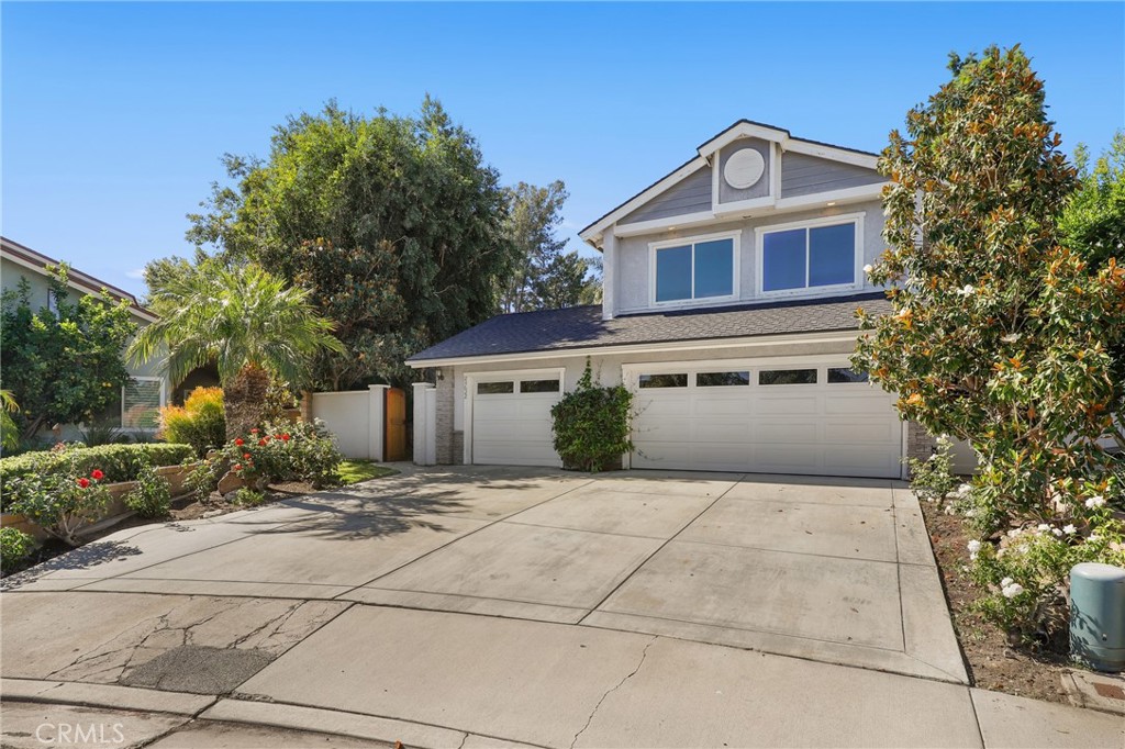 24622 Cresta Court