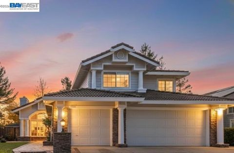 Photo of 4178 Rockcreek Dr Dr, Danville, CA 94506 (MLS # 41132224)