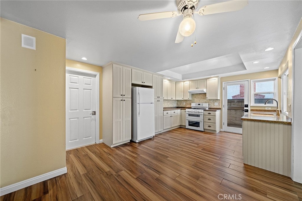 24272 La Pala, Mission Viejo CA 92691 - Photo 8
