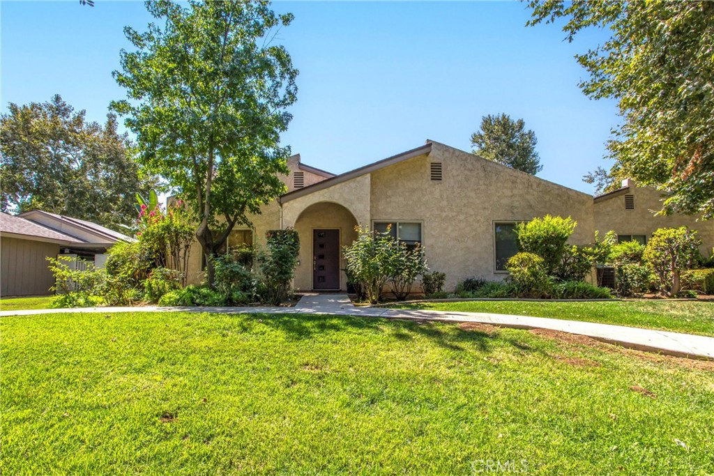 977 Ardmore Circle