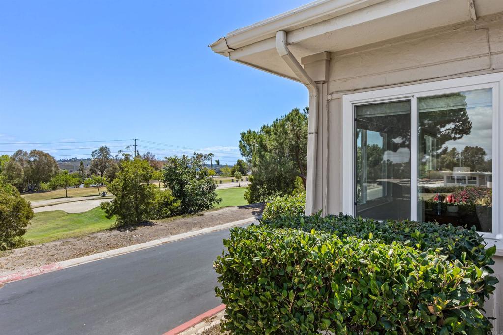 3747 Vista Campana South 103
