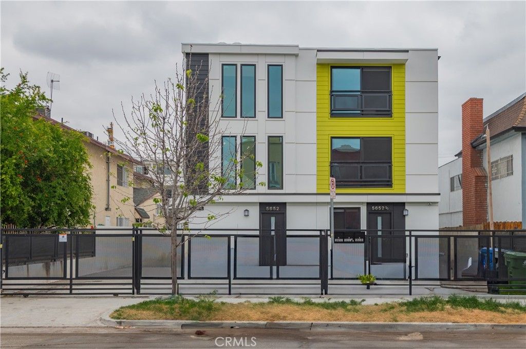 Photo of 5652 La Mirada Avenue, Los Angeles, CA 90038 (MLS # OC25257063)