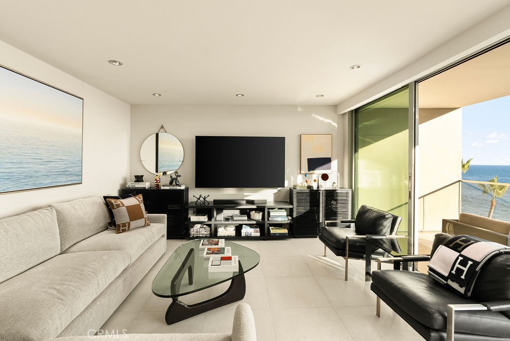 Woods Cove (WC) - Residential Lease