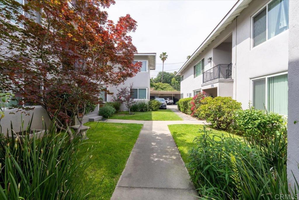 1714 Grevelia Street